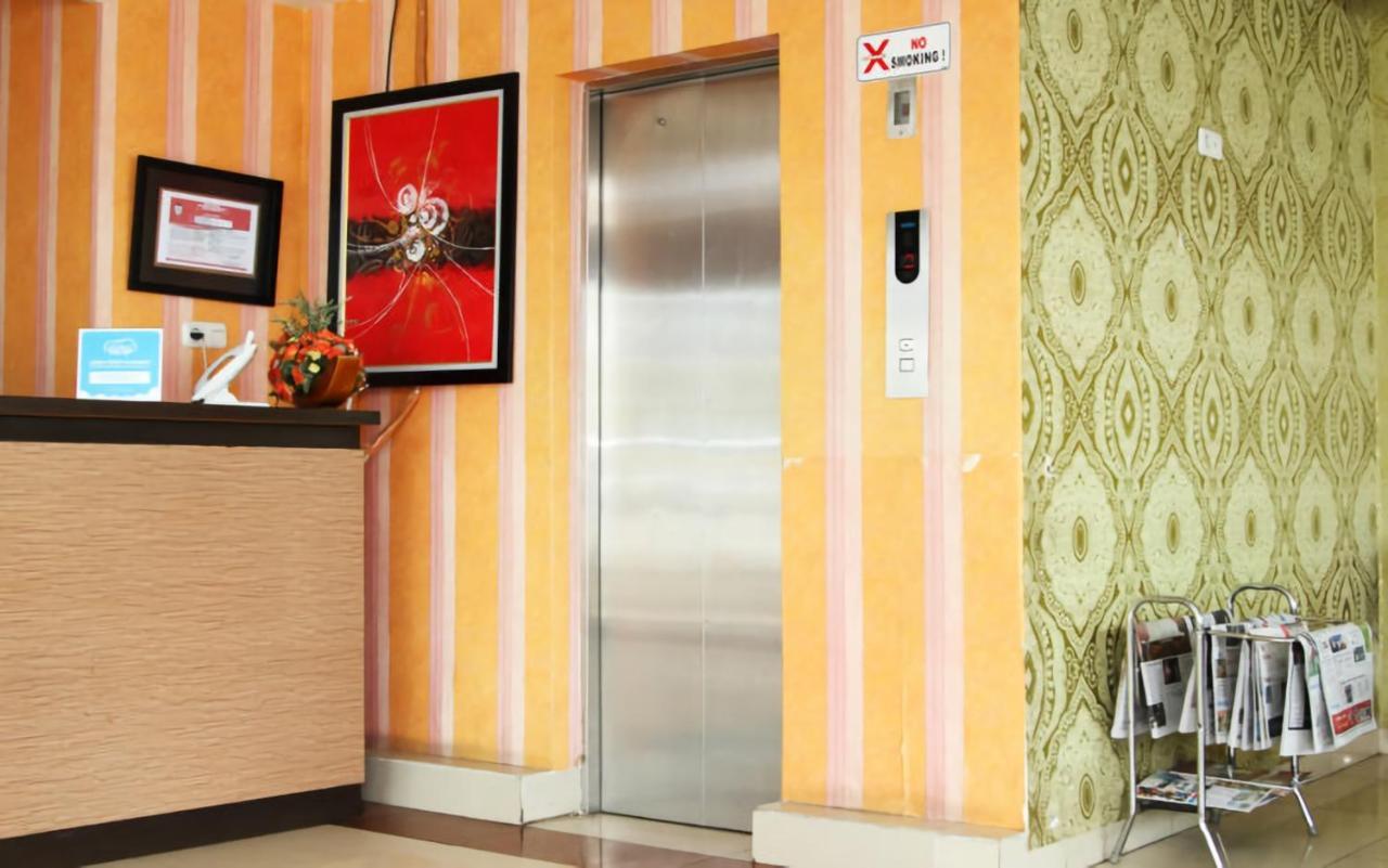 Al-Badar Hotel Syariah Makassar Bagian luar foto