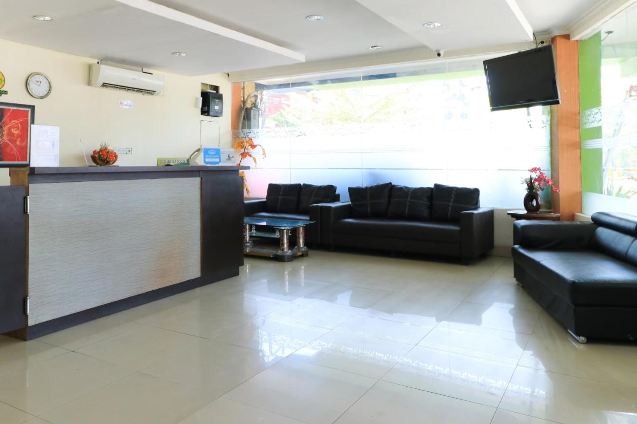 Al-Badar Hotel Syariah Makassar Bagian luar foto
