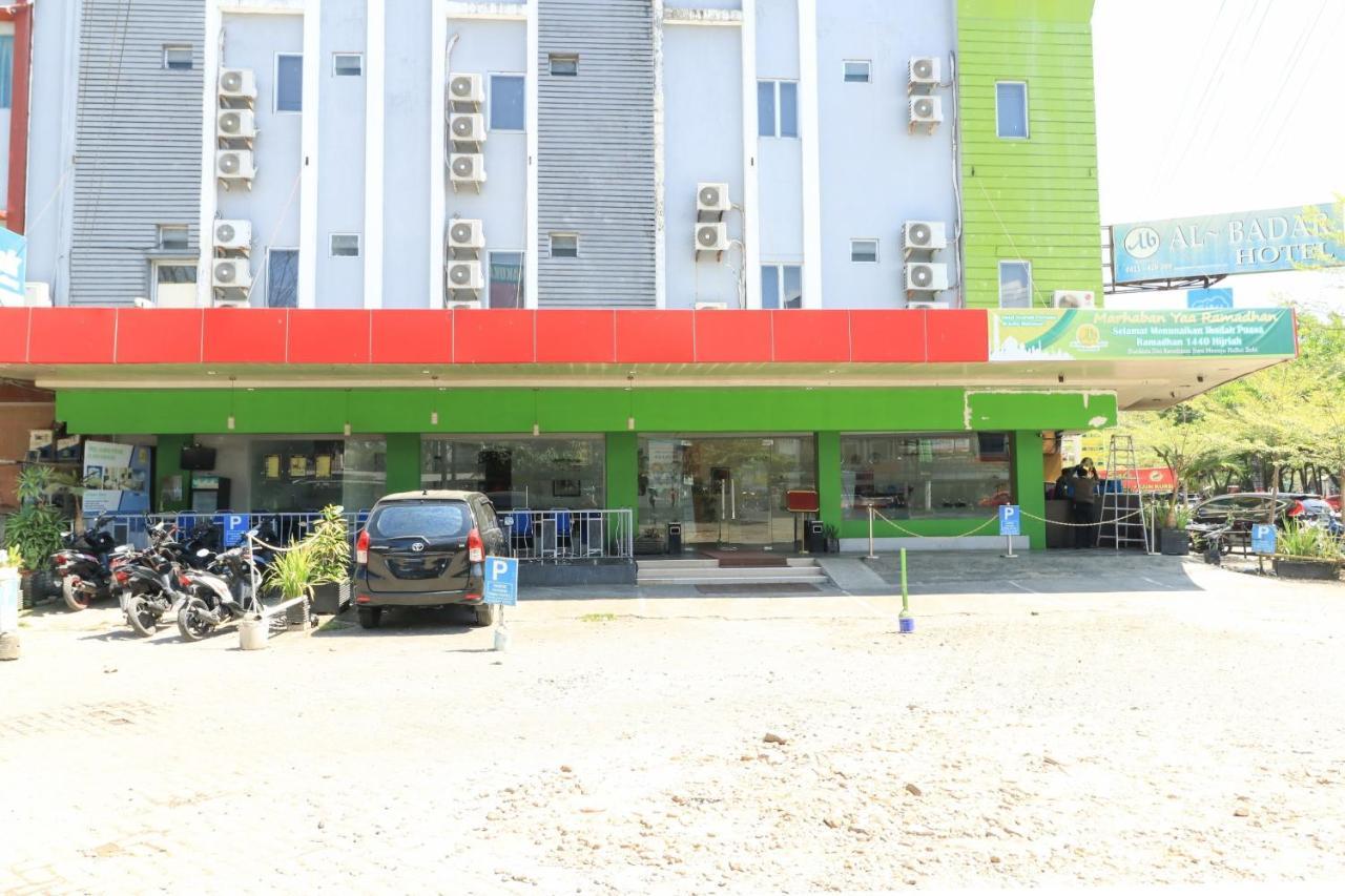 Al-Badar Hotel Syariah Makassar Bagian luar foto