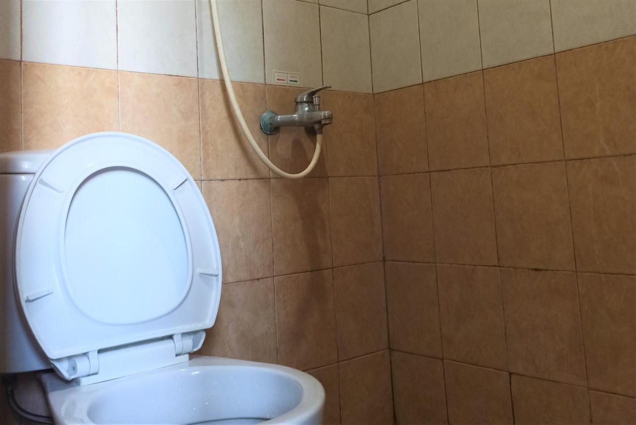 Al-Badar Hotel Syariah Makassar Bagian luar foto