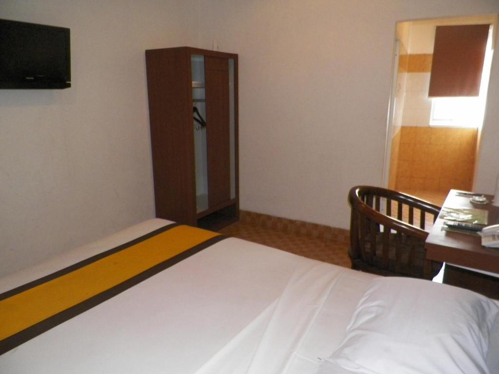 Al-Badar Hotel Syariah Makassar Bagian luar foto